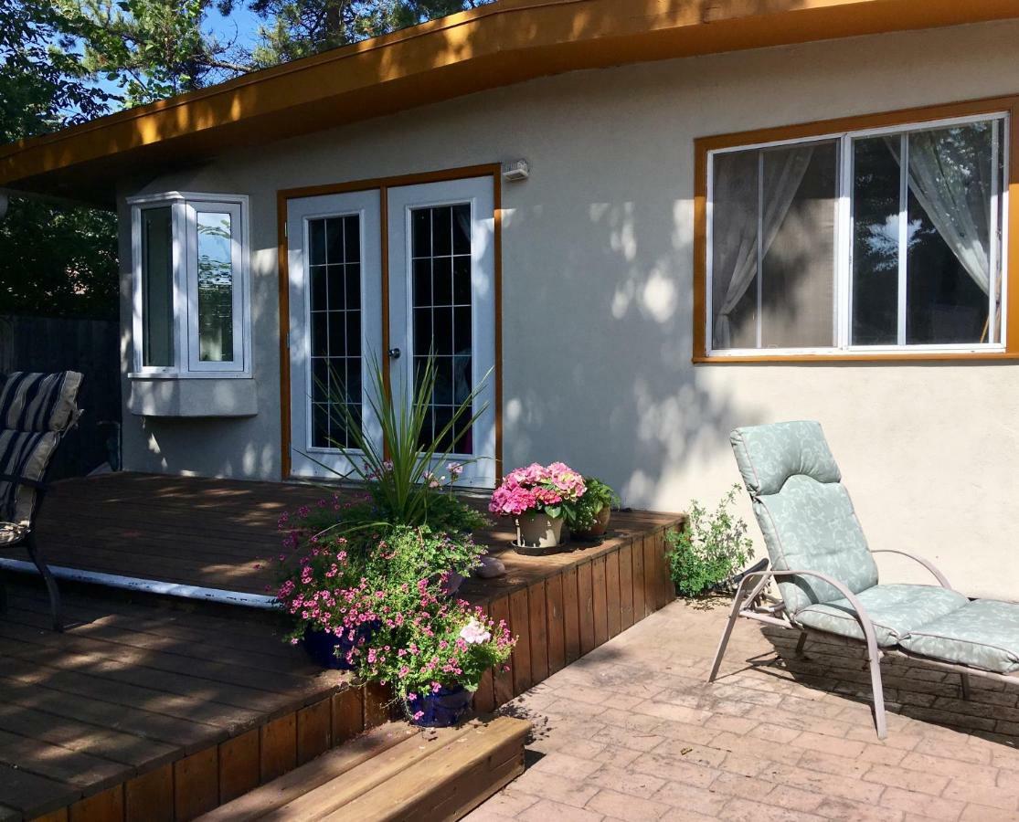 Mediterranean Edmonton B&B 외부 사진